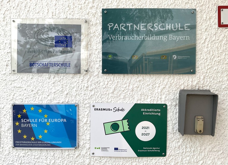 Auszeichnungen und Kooperationen